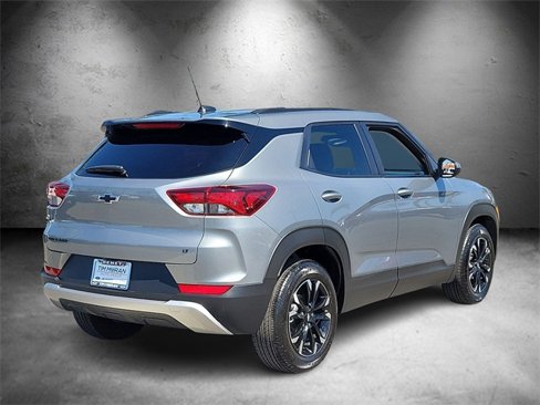 Certified 2023 Chevrolet TrailBlazer LT w/ LPO, Blackout Package image 3