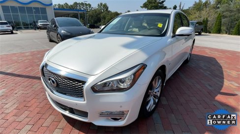 Used 2016 INFINITI Q70 3.7 w/ Technology Package image 5