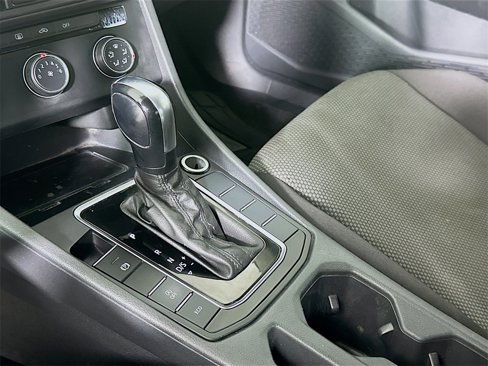 Used 2019 Volkswagen Jetta S image 15