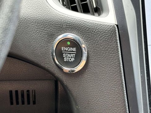 Used 2022 Ford Edge SEL image 19