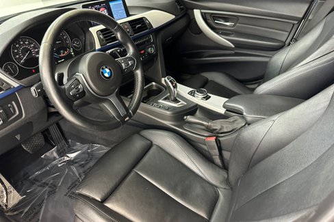Used 2014 BMW 335i Sedan image 4