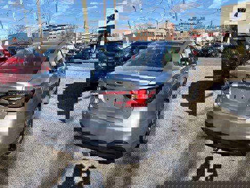 Used 2023 Subaru Legacy Limited image 7