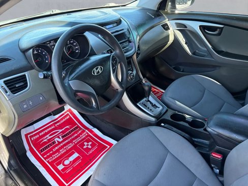 Used 2013 Hyundai Elantra GLS image 13