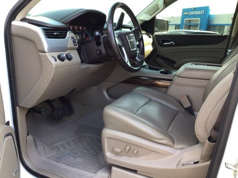 Used 2019 GMC Yukon SLT w/ Open Road Package image 11