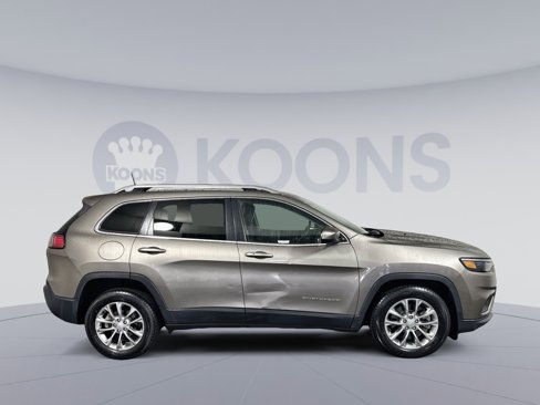 Used 2019 Jeep Cherokee Latitude Plus image 8