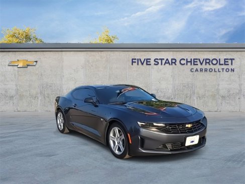 Used 2019 Chevrolet Camaro LT w/ Technology Package image 2