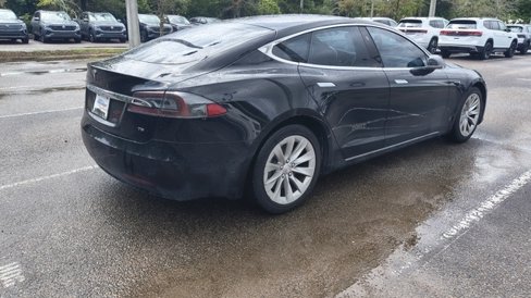 Used 2017 Tesla Model S 75 image 6