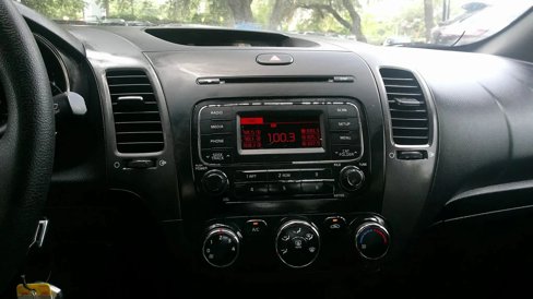 Used 2016 Kia Forte LX image 14