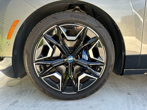 Used 2024 BMW iX xDrive50 w/ Sport Package image 40