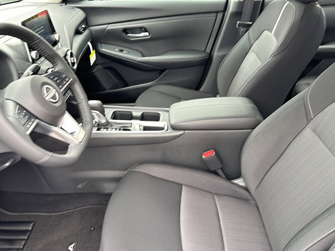 New 2025 Nissan Sentra SV w/ All-Weather Package image 11