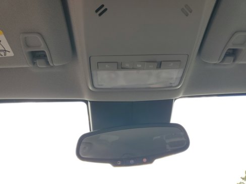 Used 2019 Chevrolet Trax LT w/ LT Convenience Package image 24