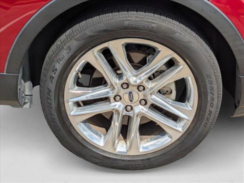 Used 2018 Ford Explorer XLT w/ Equipment Group 202A image 22