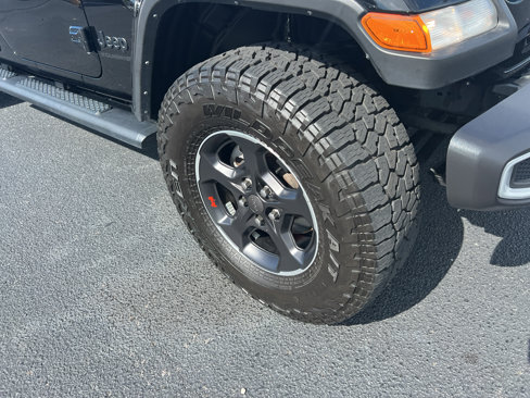 Certified 2023 Jeep Gladiator Sport image 17