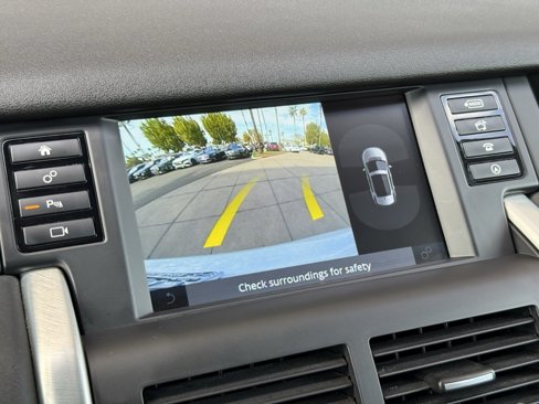 Used 2018 Land Rover Discovery Sport HSE image 4