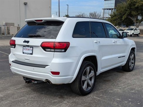 Used 2021 Jeep Grand Cherokee Laredo X image 6