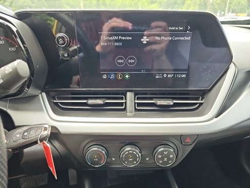 Used 2024 Chevrolet Trax RS w/ Driver Confidence Package image 13