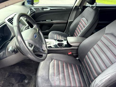 Used 2014 Ford Fusion SE w/ Equipment Group 201A image 16