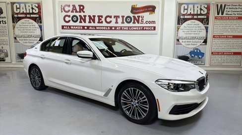 Used 2019 BMW 530e w/ Convenience Package image 1