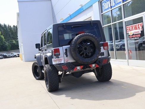 Used 2016 Jeep Wrangler Unlimited Rubicon image 32