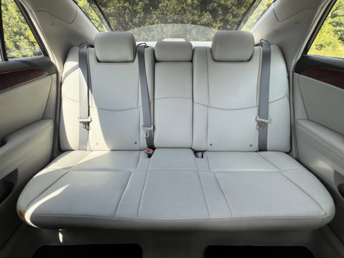 Used 2011 Toyota Avalon Limited image 27