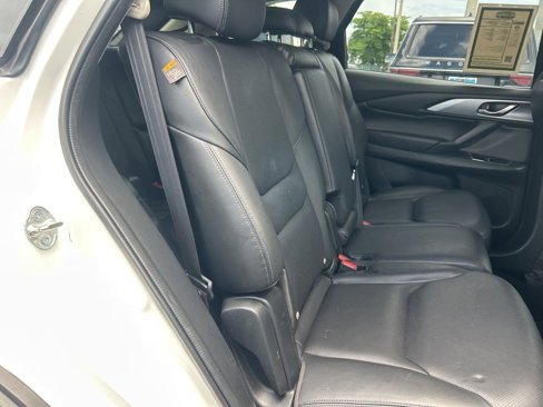Used 2019 MAZDA CX-9 Touring image 28