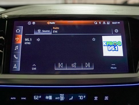 Used 2023 Audi Q4 e-tron Premium Plus image 18