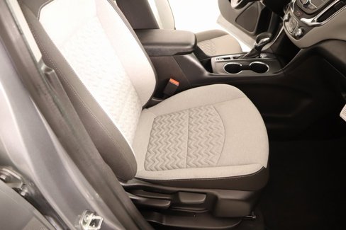 Used 2024 Chevrolet Equinox LS w/ LS Convenience Package image 12