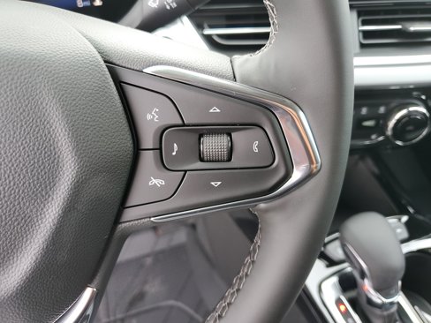 New 2025 Chevrolet Trax LT w/ Driver Confidence Package image 29