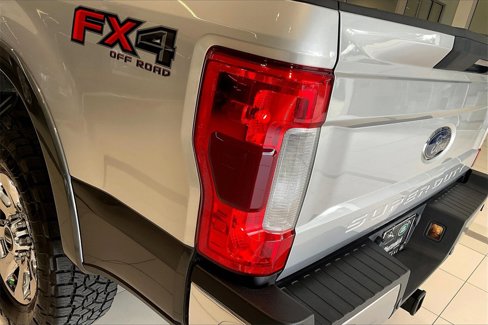 Used 2019 Ford F250 Lariat w/ Lariat Ultimate Package image 31