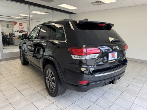 Used 2021 Jeep Grand Cherokee Limited w/ Trailer Tow Group IV image 30