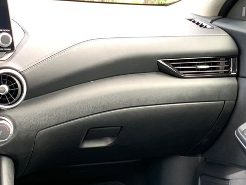 Used 2024 Nissan Sentra SV image 33