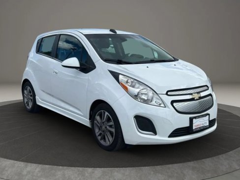 Used 2015 Chevrolet Spark LT image 16