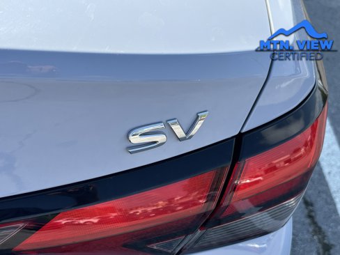 Used 2024 Nissan Versa SV w/ Trunk Package image 13