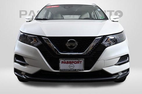 Certified 2022 Nissan Rogue Sport SV w/ Technology Package image 2