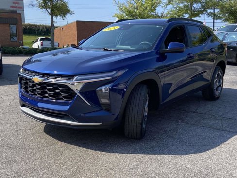 Certified 2024 Chevrolet Trax LT w/ Driver Confidence Package image 26