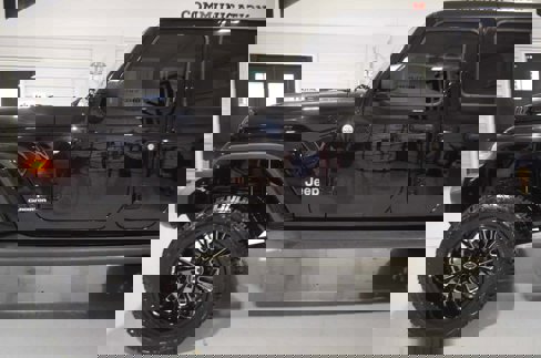 Used 2022 Jeep Gladiator Overland image 5