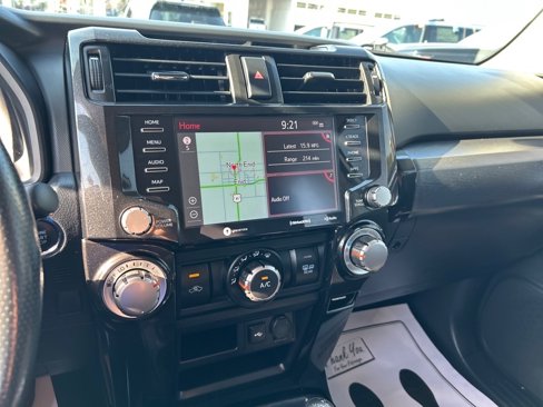 Used 2022 Toyota 4Runner TRD Off-Road Premium image 28