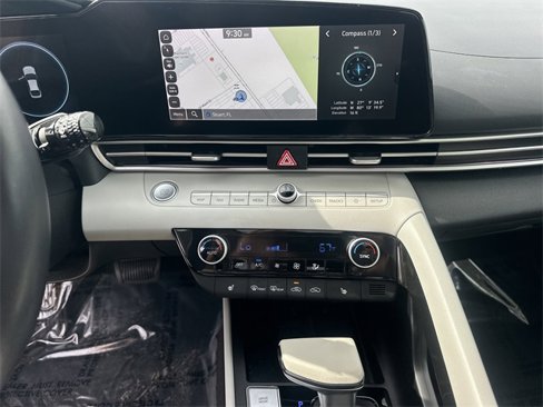 Certified 2023 Hyundai Elantra Limited image 19