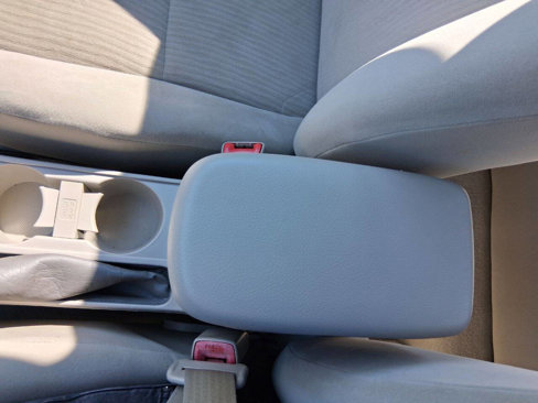 Used 2010 Toyota Corolla LE image 30
