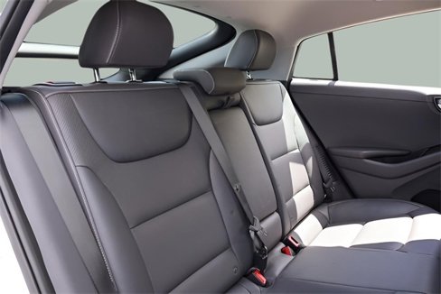 Used 2019 Hyundai Ioniq Limited image 15