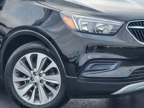 Used 2018 Buick Encore Preferred image 3