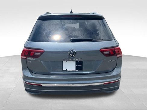 Used 2022 Volkswagen Tiguan SE image 6