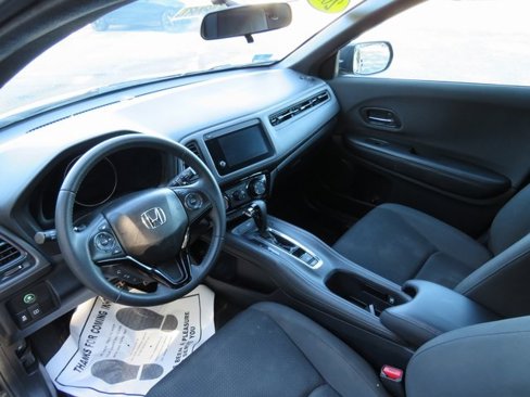 Used 2019 Honda HR-V Sport image 9