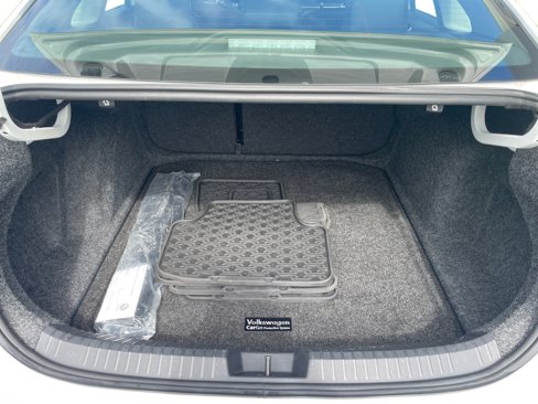 Used 2021 Volkswagen Jetta SEL Premium image 6