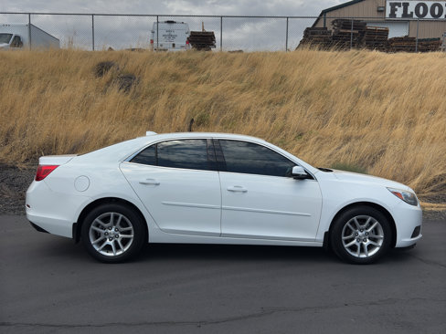 Used 2013 Chevrolet Malibu LT w/ Power Convenience Package image 2