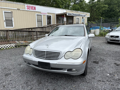 Used 2002 Mercedes-Benz C 320 Sedan image 4