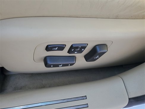 Used 2010 Lexus LS 460 image 19
