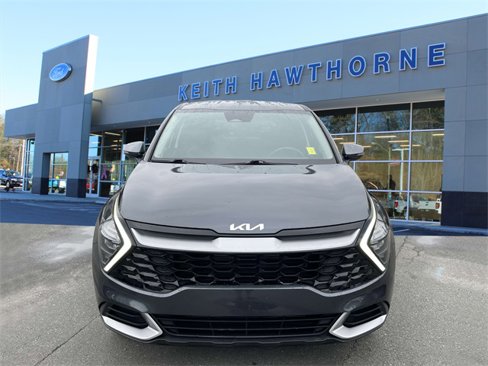 Used 2023 Kia Sportage EX image 2