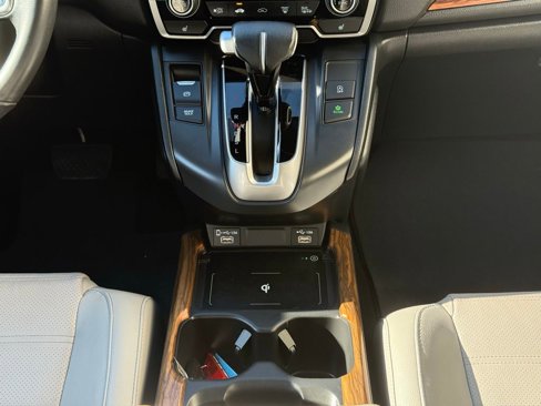 Used 2020 Honda CR-V Touring image 16