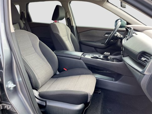 Certified 2023 Nissan Rogue SV image 25